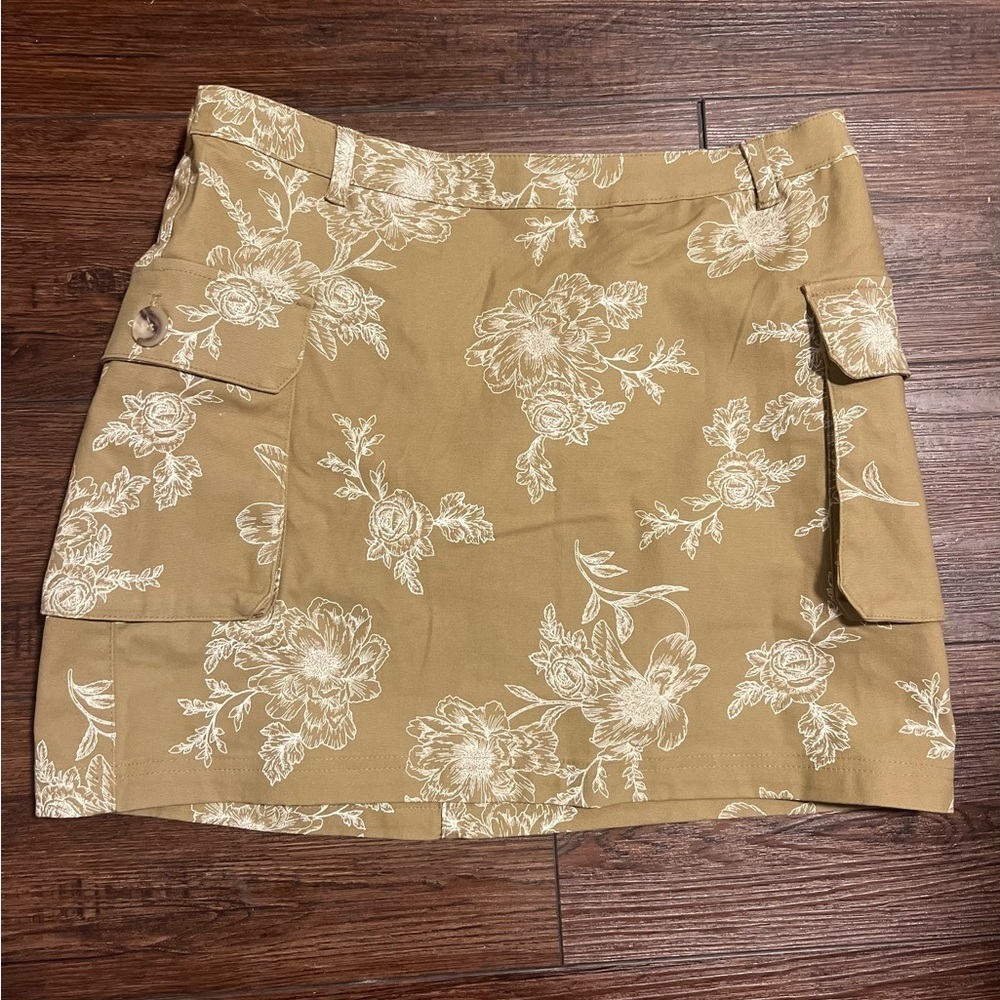 Women’s cargo mini skirt - Picture 5 of 6